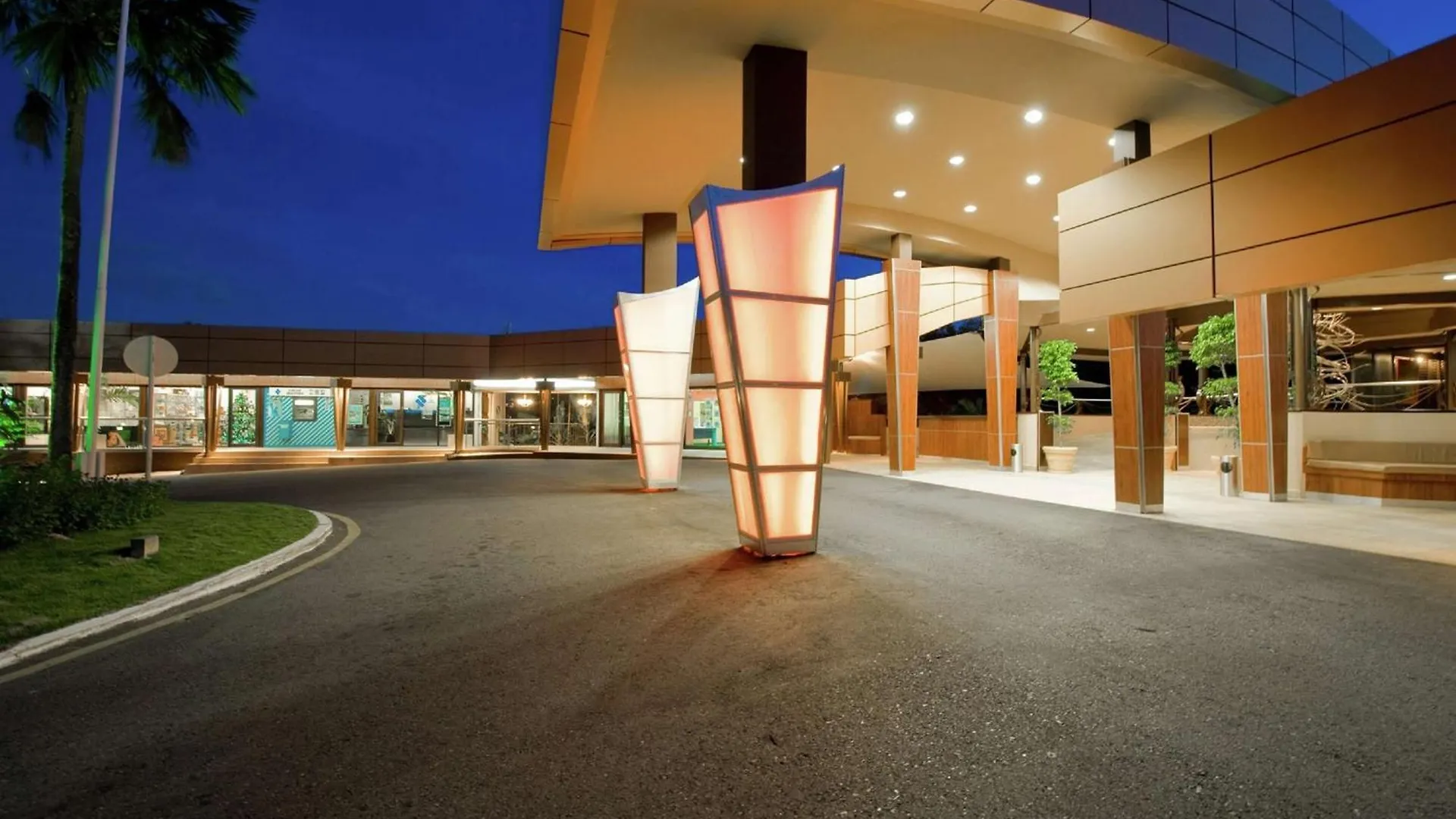 Hilton Trinidad & Conference Centre Hotel Port of Spain