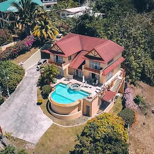 Villa La Jolie - Luxury Ocean View, Black Rock